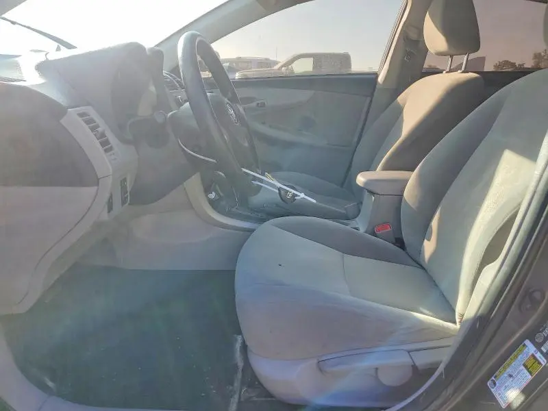 2011 TOYOTA COROLLA BASE  