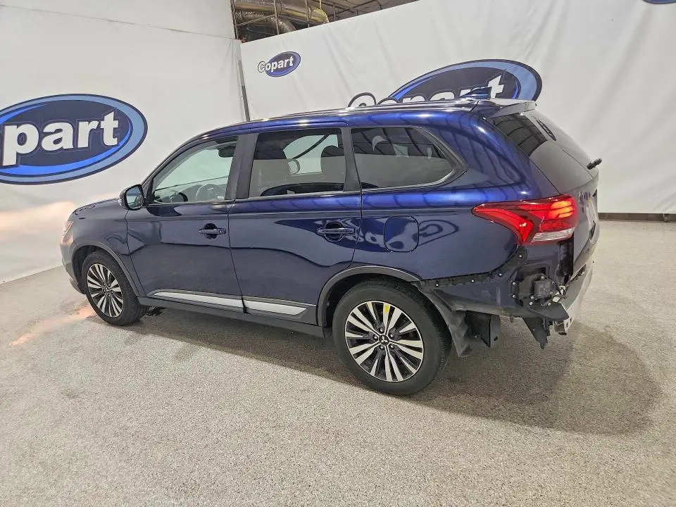 2020 MITSUBISHI OUTLANDER SE  