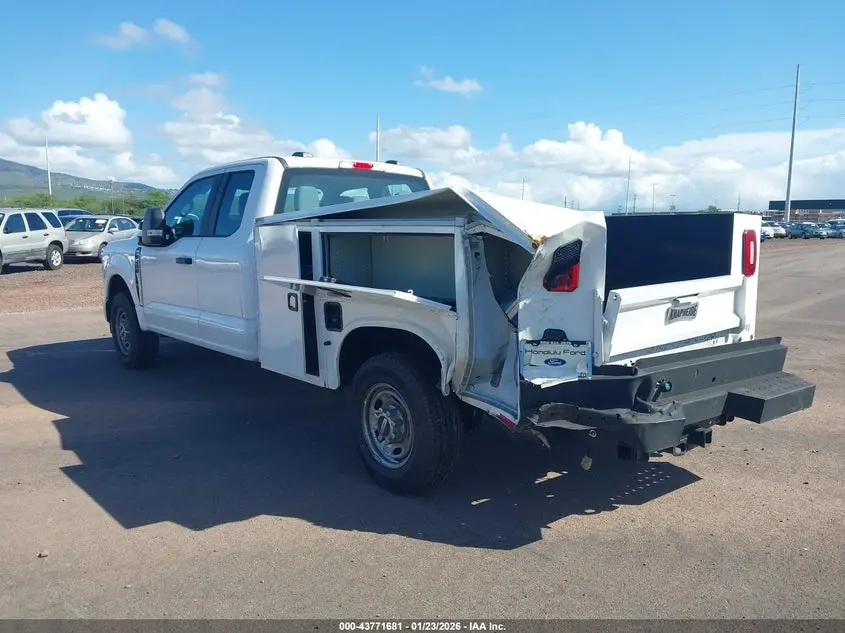 2024 FORD F-250 XL