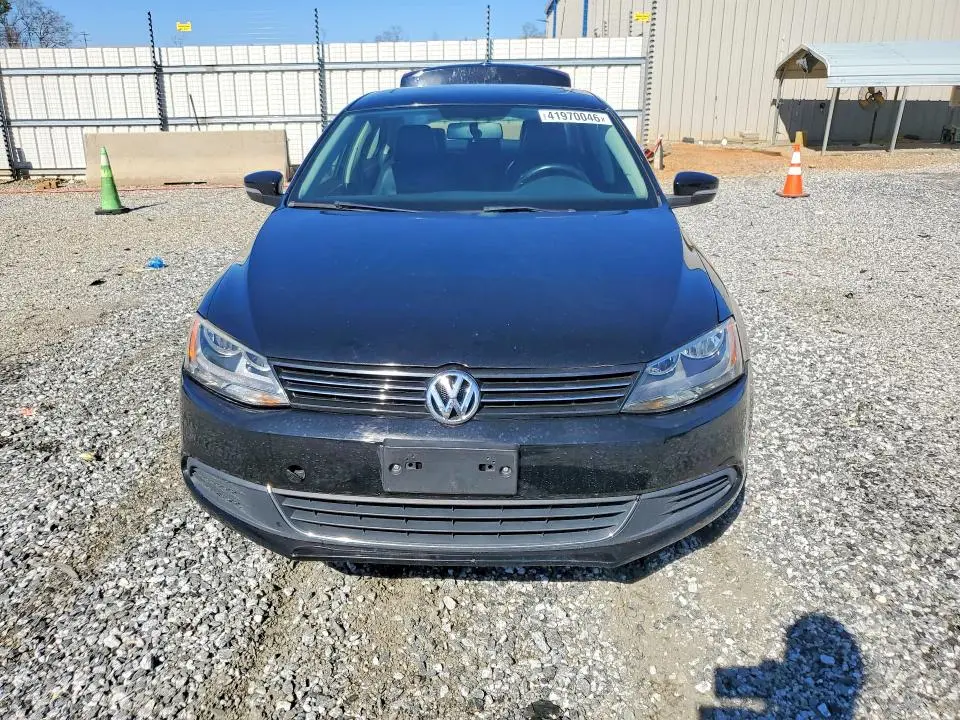 2014 VOLKSWAGEN JETTA SE  