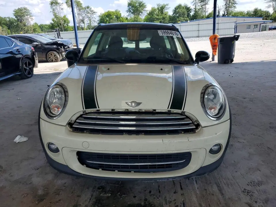 2013 MINI COOPER CLUBMAN  