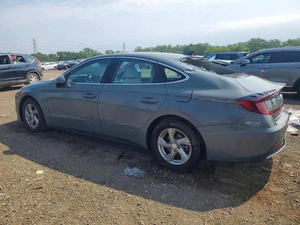 2023 HYUNDAI SONATA SE  