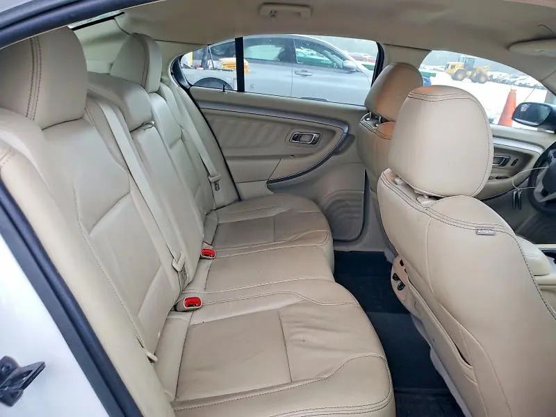 2019 FORD TAURUS SEL  