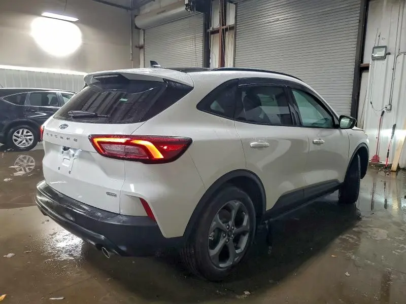 2025 FORD ESCAPE ST LINE  