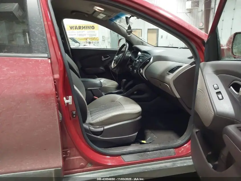 2012 HYUNDAI TUCSON GLS