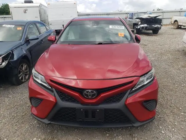2020 TOYOTA CAMRY SE  