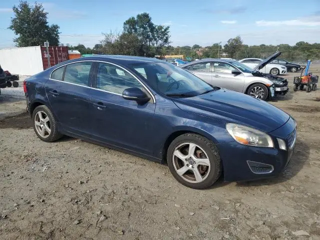 2013 VOLVO S60 T5  
