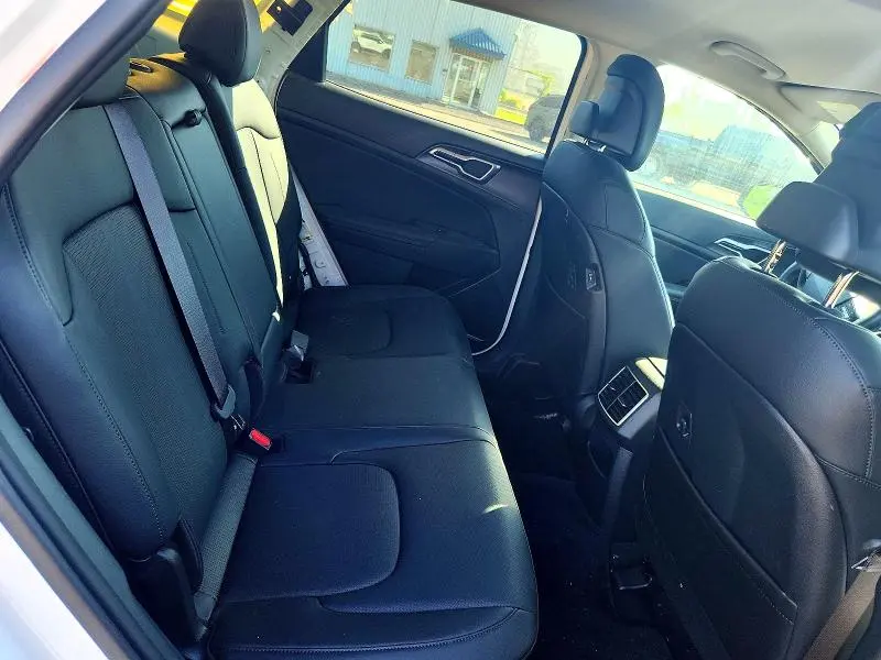 2026 KIA SPORTAGE   