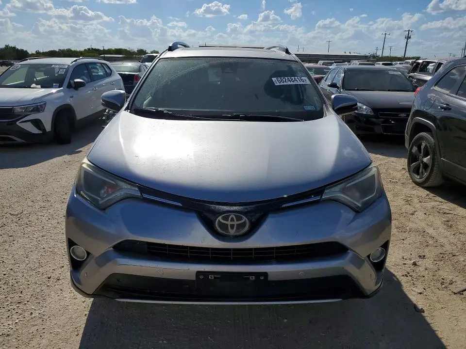 2018 TOYOTA RAV4 XLE  