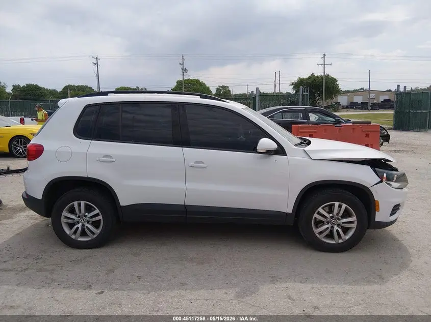 2016 VOLKSWAGEN TIGUAN S
