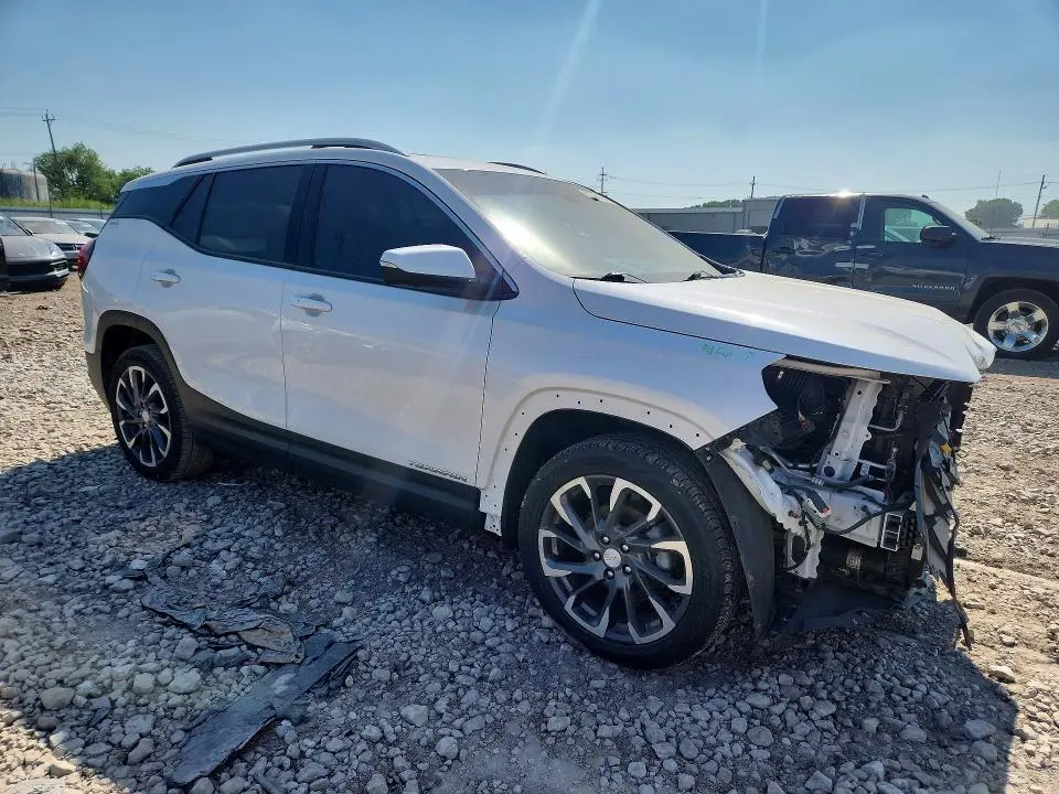 2022 GMC TERRAIN SLT  
