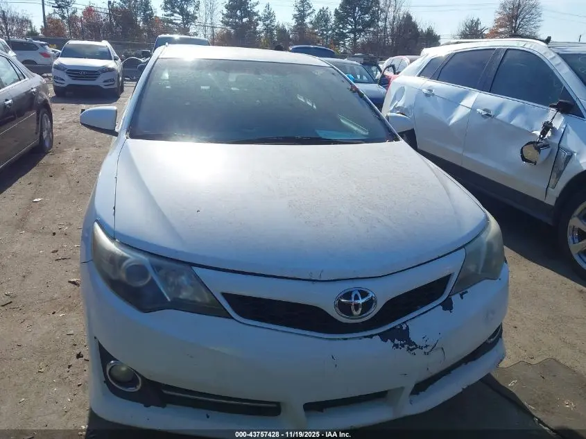 2012 TOYOTA CAMRY SE