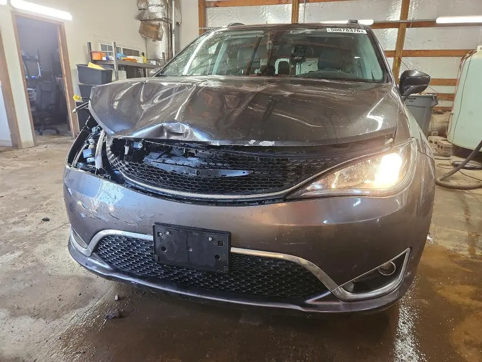 2017 CHRYSLER PACIFICA TOURING L  