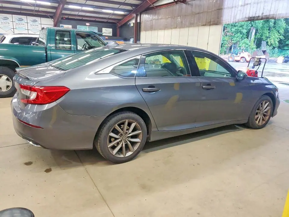 2022 HONDA ACCORD LX  