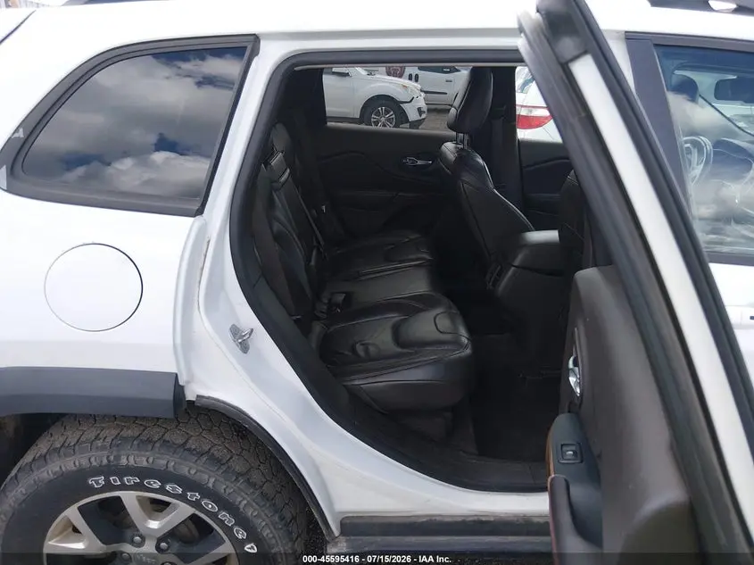 2016 JEEP CHEROKEE TRAILHAWK