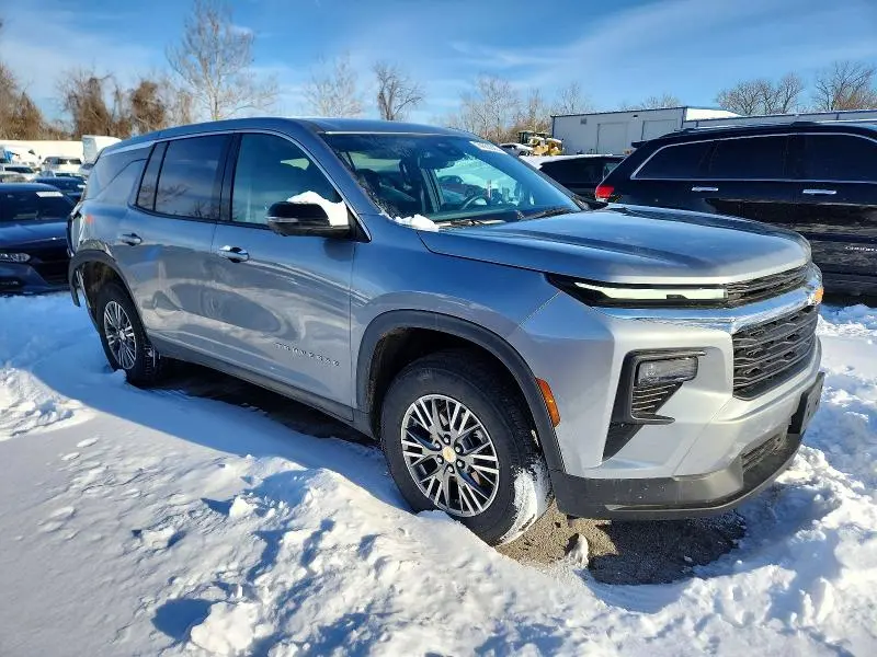 2024 CHEVROLET TRAVERSE LS  