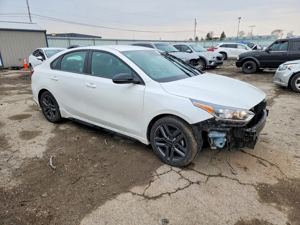2021 KIA FORTE GT-LINE  