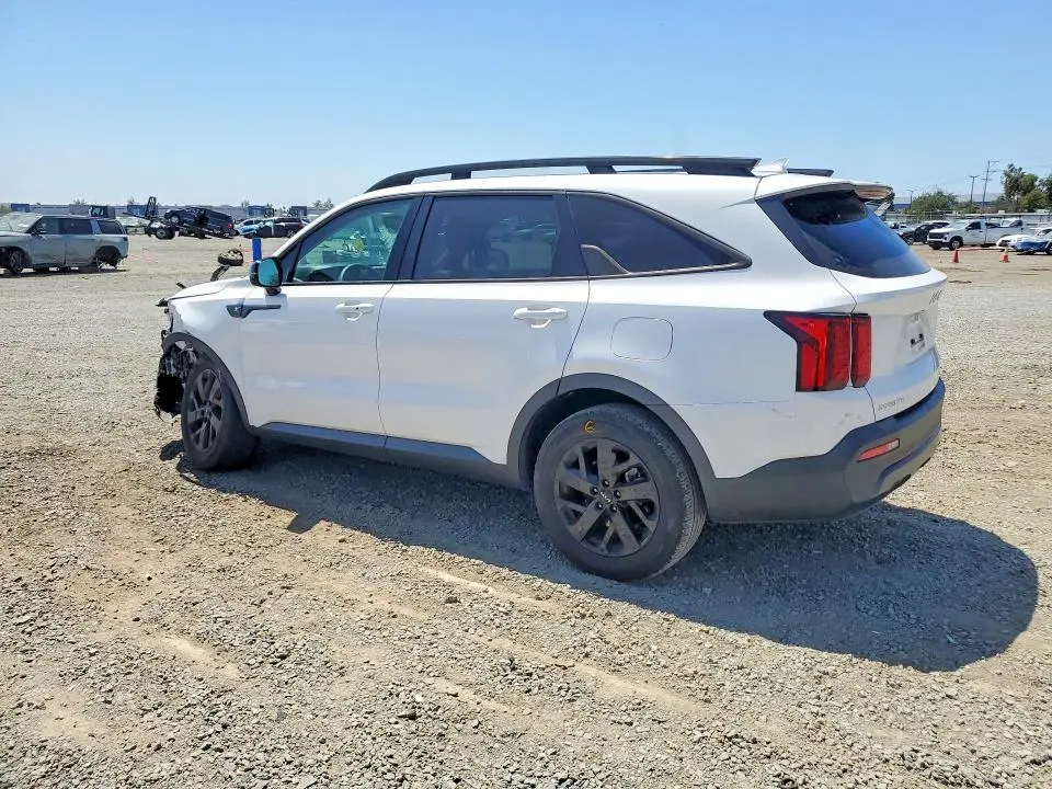 2023 KIA SORENTO S  