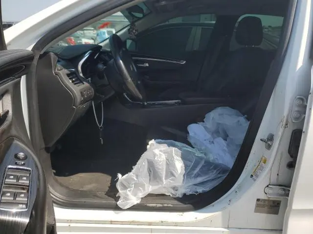 2016 CHEVROLET IMPALA LT  