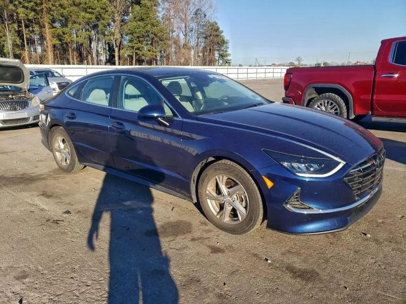 2021 HYUNDAI SONATA SE  