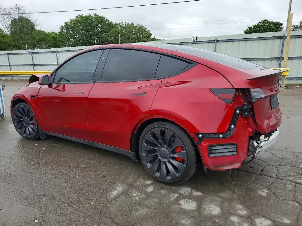 2024 TESLA MODEL Y   