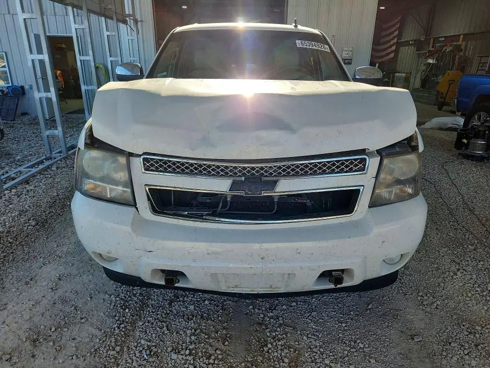 2011 CHEVROLET SUBURBAN K1500 LTZ  