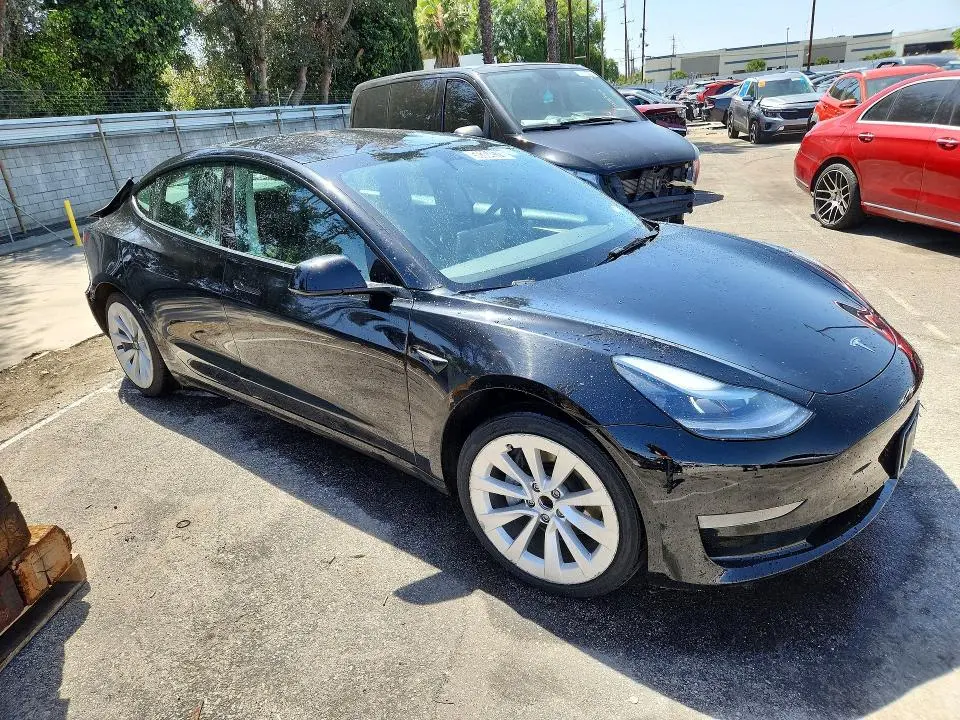 2022 TESLA MODEL 3   