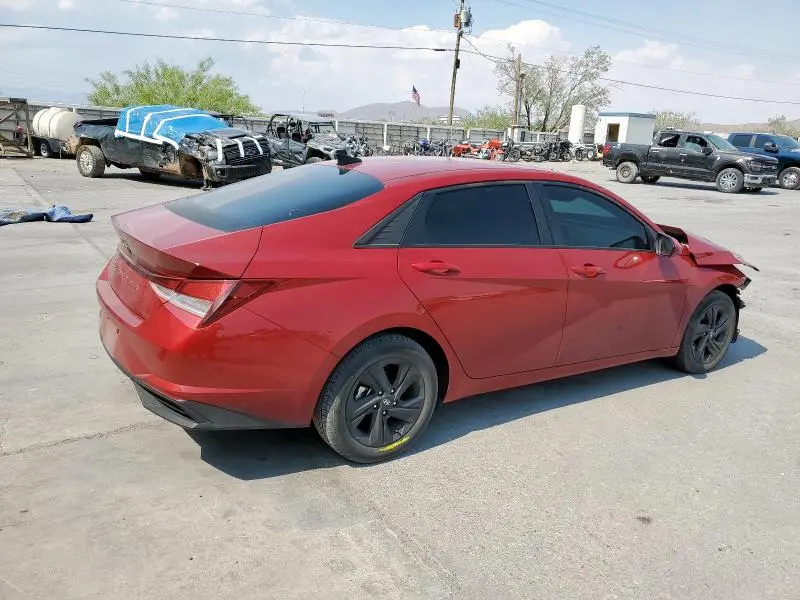 2022 HYUNDAI ELANTRA SEL  