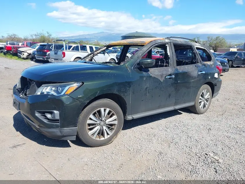 2019 NISSAN PATHFINDER SV