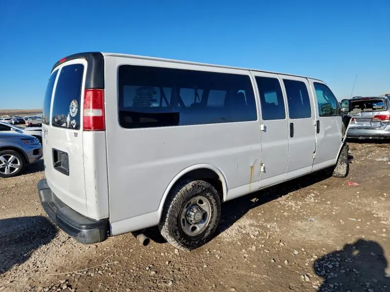 2017 CHEVROLET EXPRESS G3500 LT  