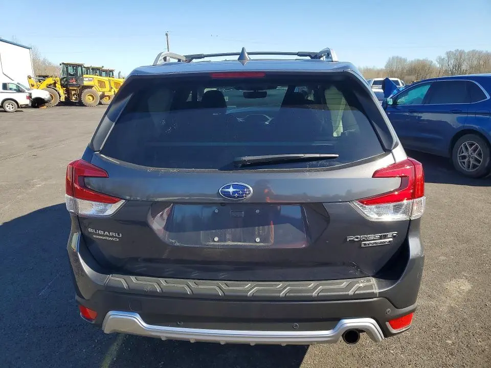2022 SUBARU FORESTER TOURING  