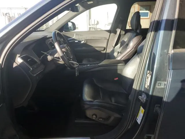 2020 VOLVO XC90 T6 MOMENTUM  