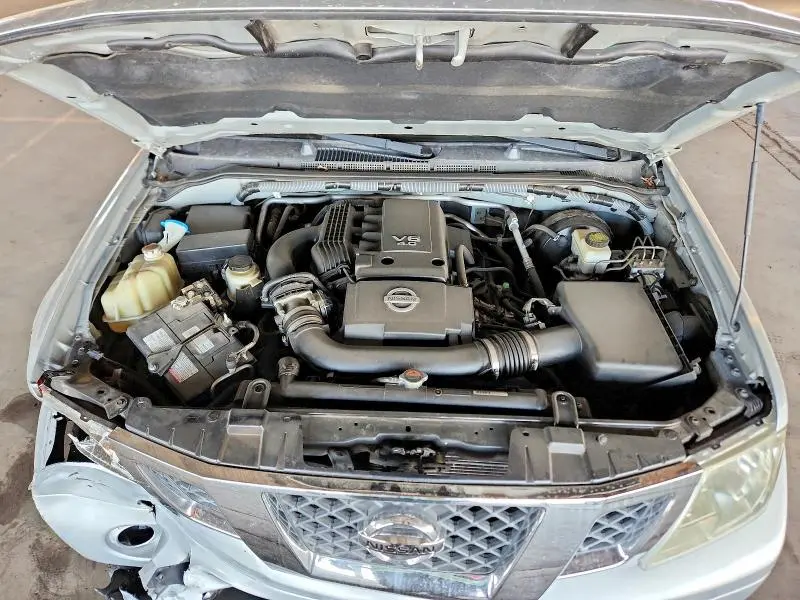 2012 NISSAN FRONTIER SV V6  