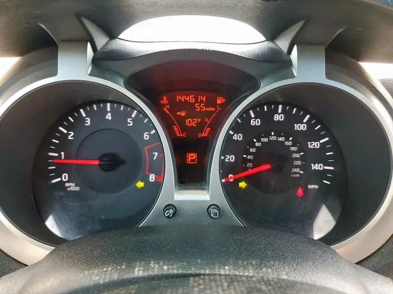 2012 NISSAN JUKE S  