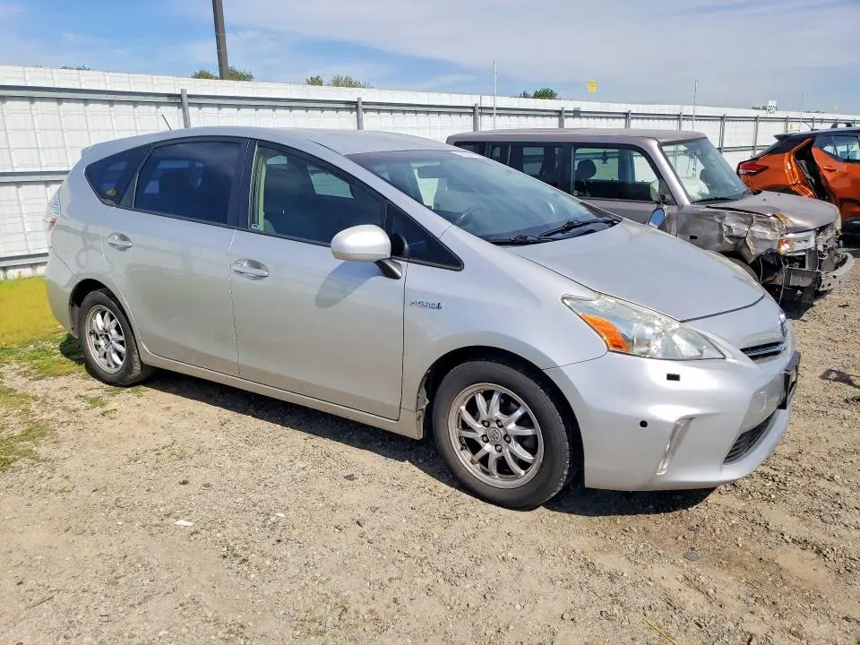 2013 TOYOTA PRIUS V THREE  