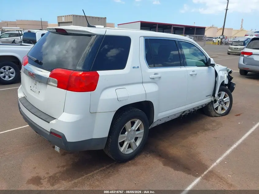 2013 GMC TERRAIN SLE-1