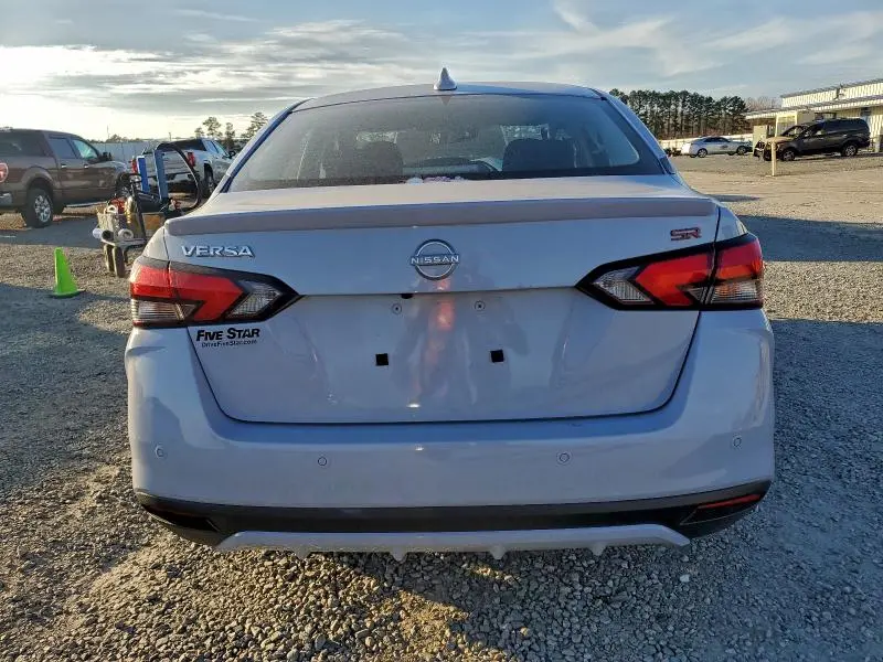 2025 NISSAN VERSA SR  