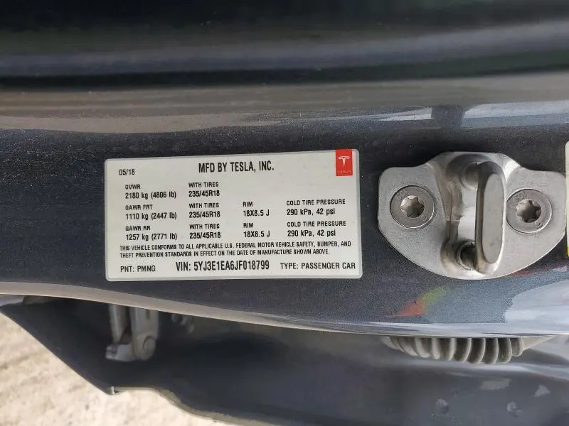 2018 TESLA MODEL 3   