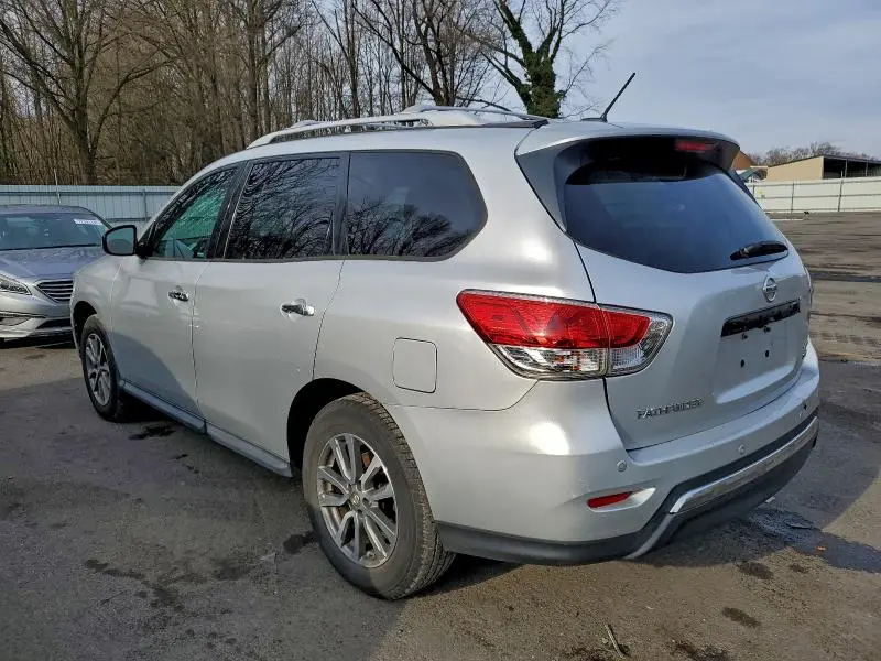 2013 NISSAN PATHFINDER S  