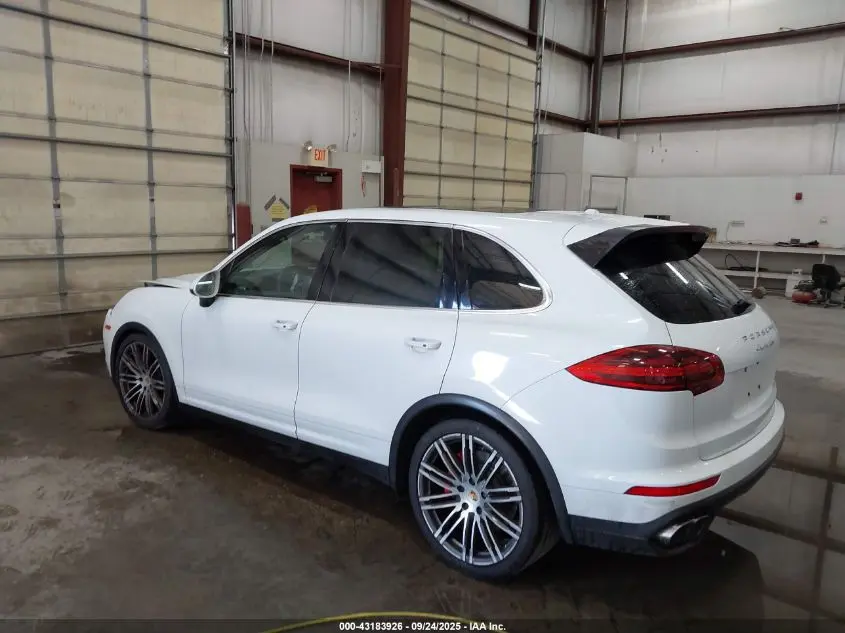 2016 PORSCHE CAYENNE TURBO/TURBO S