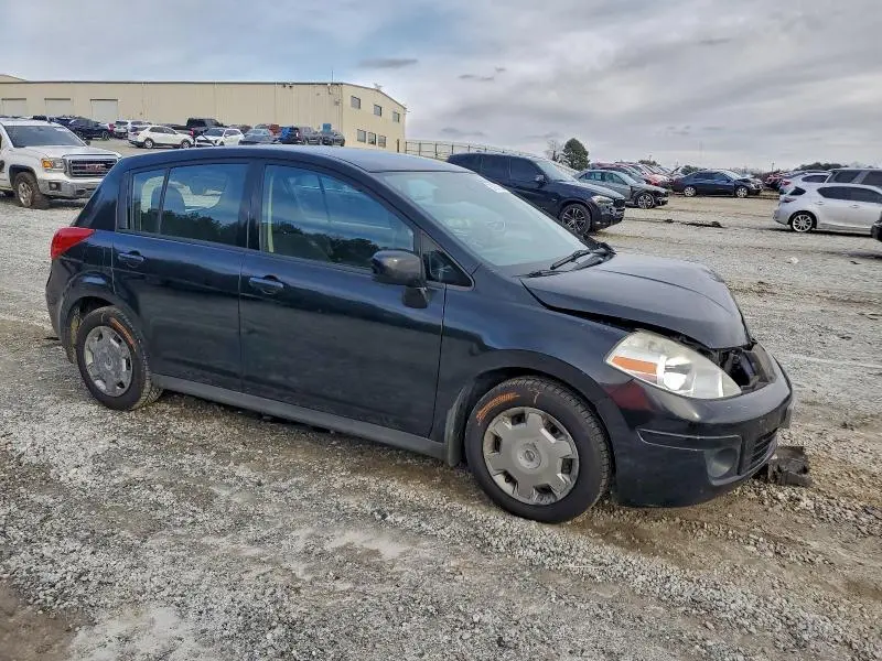 2011 NISSAN VERSA S  
