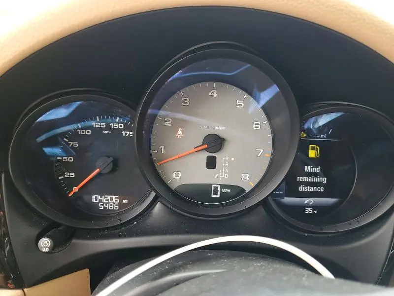 2016 PORSCHE MACAN S  