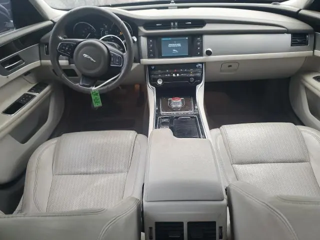 2016 JAGUAR XF PRESTIGE  