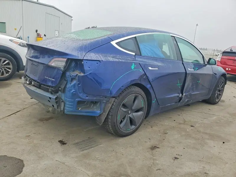 2018 TESLA MODEL 3   