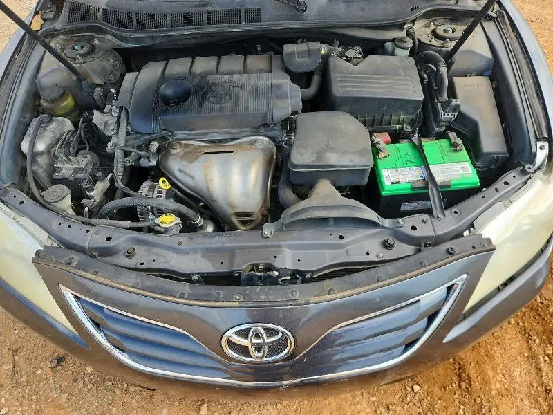 2011 TOYOTA CAMRY LE  