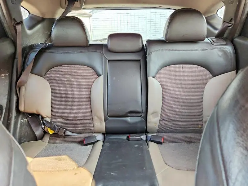 2011 HYUNDAI TUCSON GLS  