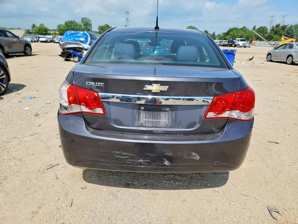 2014 CHEVROLET CRUZE LS  