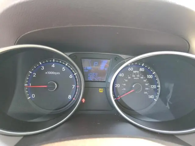 2010 HYUNDAI TUCSON GLS  