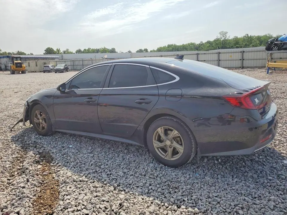 2022 HYUNDAI SONATA SE  