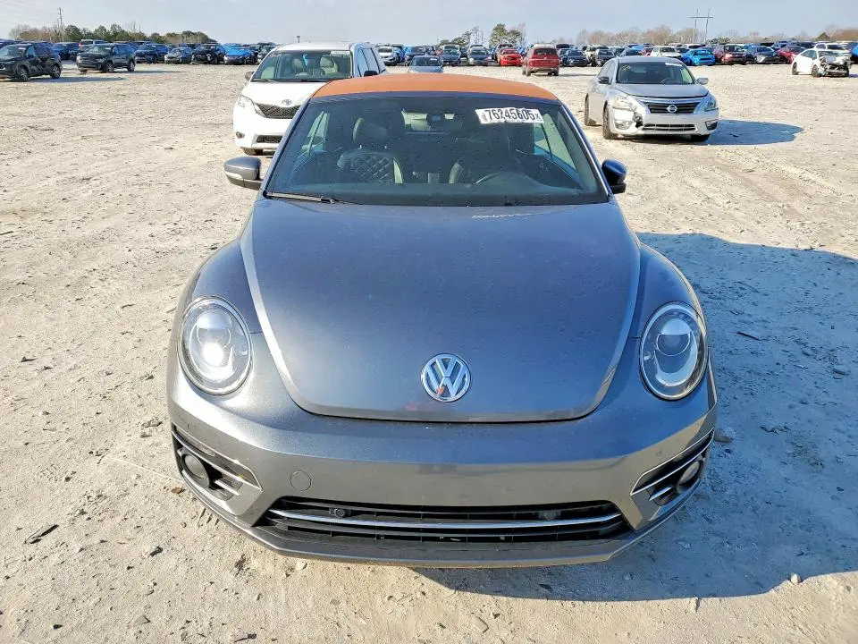 2019 VOLKSWAGEN BEETLE S  